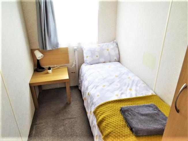 Сasa de vacaciones Devon Self Catering Tarka Free Wi-fi Spacious Static Caravan Sleeps 4 Pets Allowed Location Devon Ex31 4au Just 6 Miles From Saunton Sands Please Note No Sign Written Vehicles Are Allowed To Park On The Overnight *